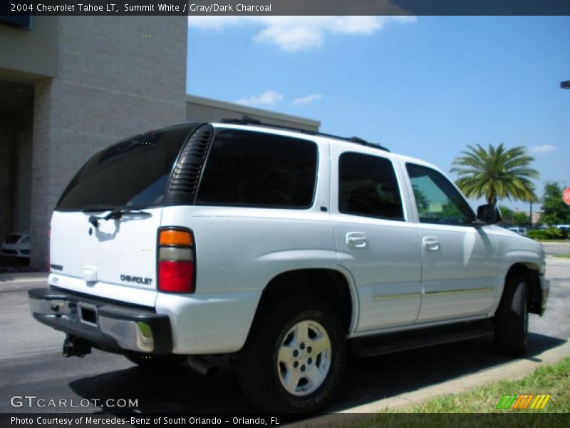 Summit White / Gray/Dark Charcoal 2004 Chevrolet Tahoe LT