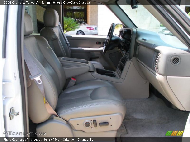 Summit White / Gray/Dark Charcoal 2004 Chevrolet Tahoe LT