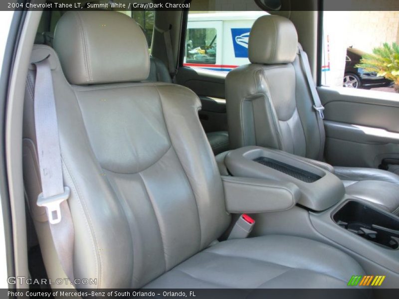 Summit White / Gray/Dark Charcoal 2004 Chevrolet Tahoe LT