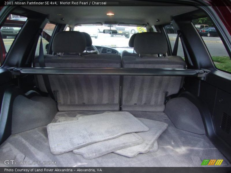 Merlot Red Pearl / Charcoal 2003 Nissan Pathfinder SE 4x4