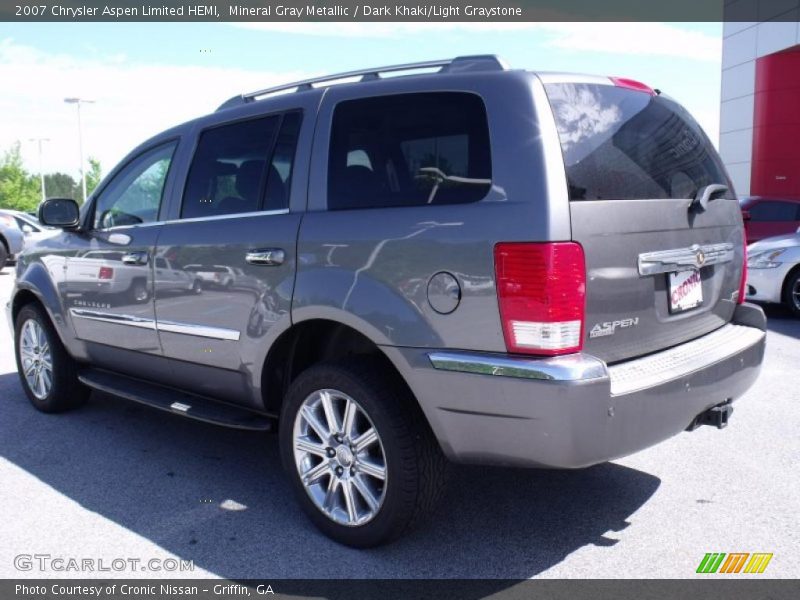 Mineral Gray Metallic / Dark Khaki/Light Graystone 2007 Chrysler Aspen Limited HEMI