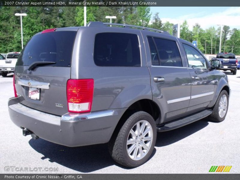 Mineral Gray Metallic / Dark Khaki/Light Graystone 2007 Chrysler Aspen Limited HEMI