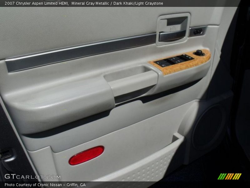 Mineral Gray Metallic / Dark Khaki/Light Graystone 2007 Chrysler Aspen Limited HEMI