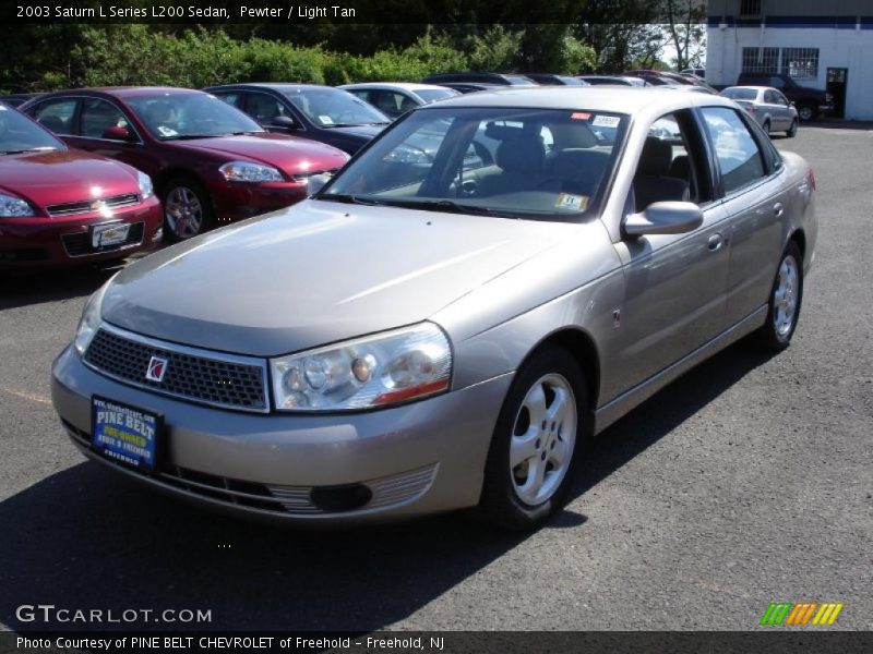 Pewter / Light Tan 2003 Saturn L Series L200 Sedan