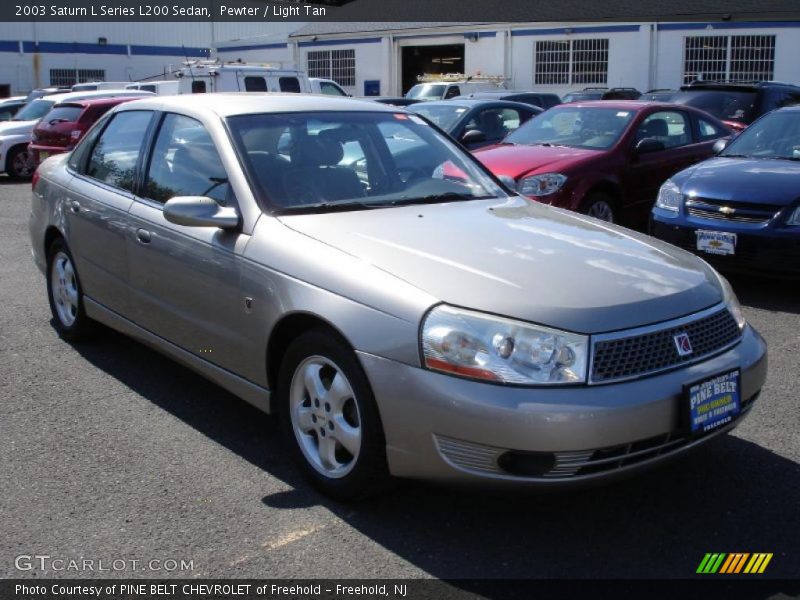 Pewter / Light Tan 2003 Saturn L Series L200 Sedan