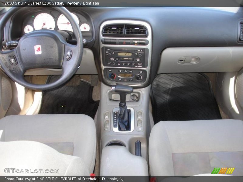 Pewter / Light Tan 2003 Saturn L Series L200 Sedan