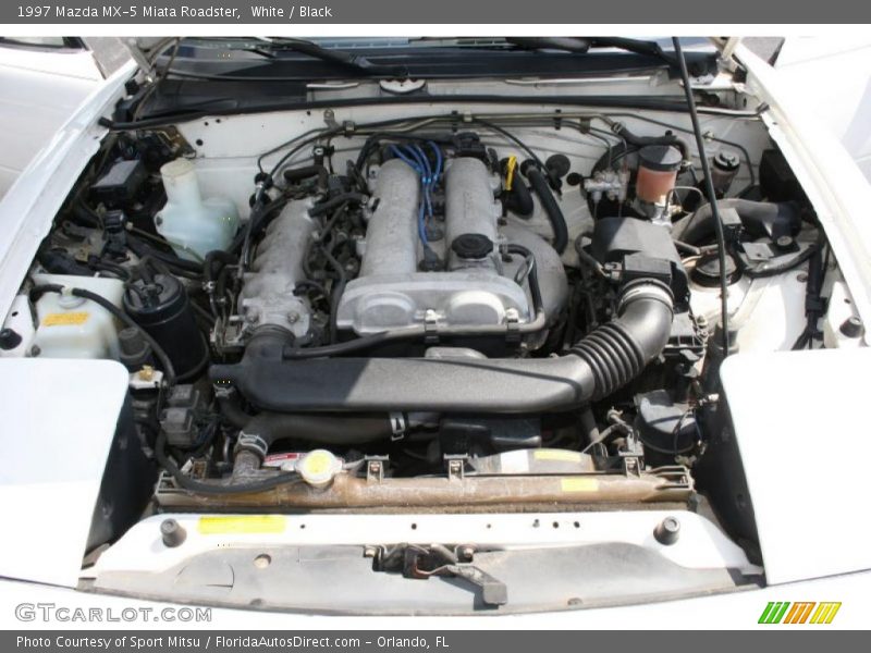 White / Black 1997 Mazda MX-5 Miata Roadster