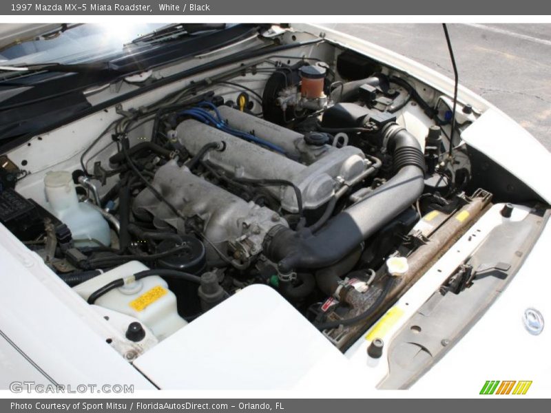 White / Black 1997 Mazda MX-5 Miata Roadster