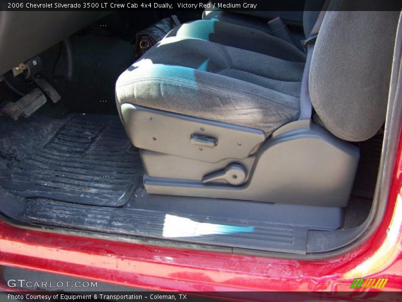 Victory Red / Medium Gray 2006 Chevrolet Silverado 3500 LT Crew Cab 4x4 Dually