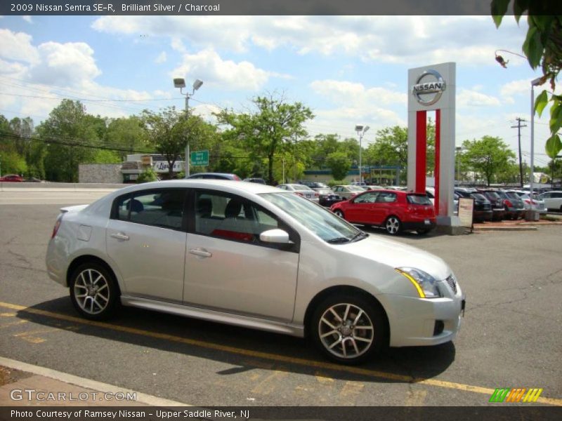 Brilliant Silver / Charcoal 2009 Nissan Sentra SE-R