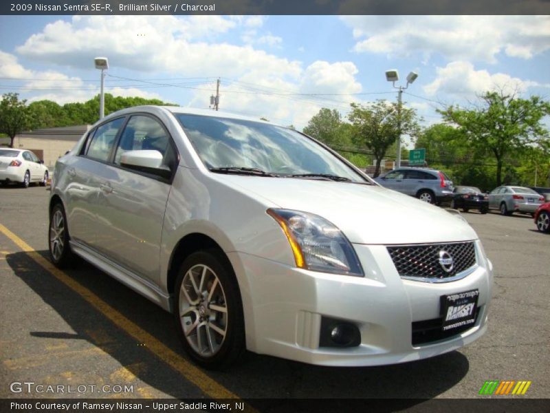 Brilliant Silver / Charcoal 2009 Nissan Sentra SE-R