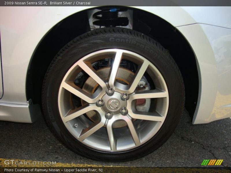 Brilliant Silver / Charcoal 2009 Nissan Sentra SE-R