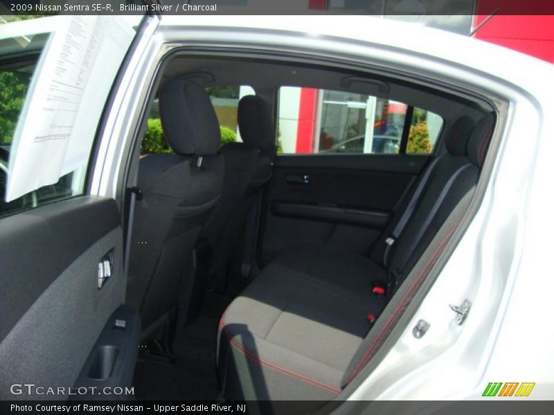 Brilliant Silver / Charcoal 2009 Nissan Sentra SE-R