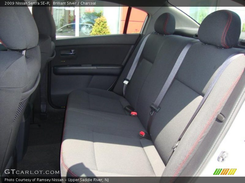 Brilliant Silver / Charcoal 2009 Nissan Sentra SE-R