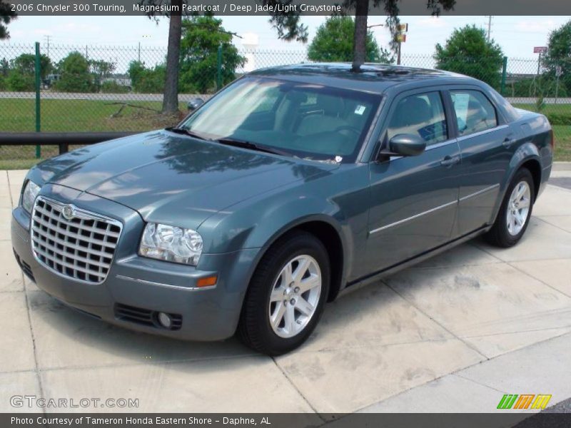 Magnesium Pearlcoat / Deep Jade/Light Graystone 2006 Chrysler 300 Touring