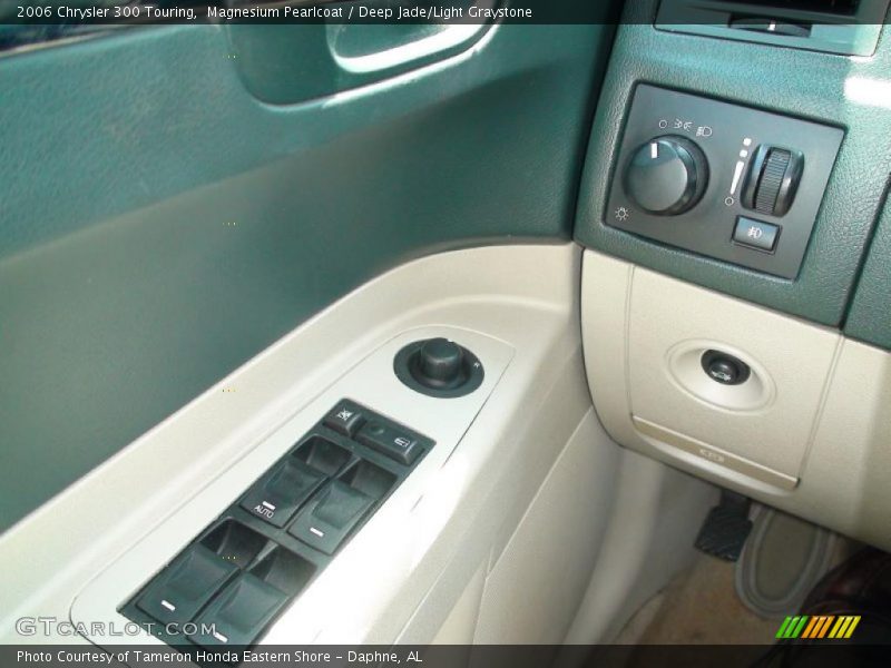 Magnesium Pearlcoat / Deep Jade/Light Graystone 2006 Chrysler 300 Touring