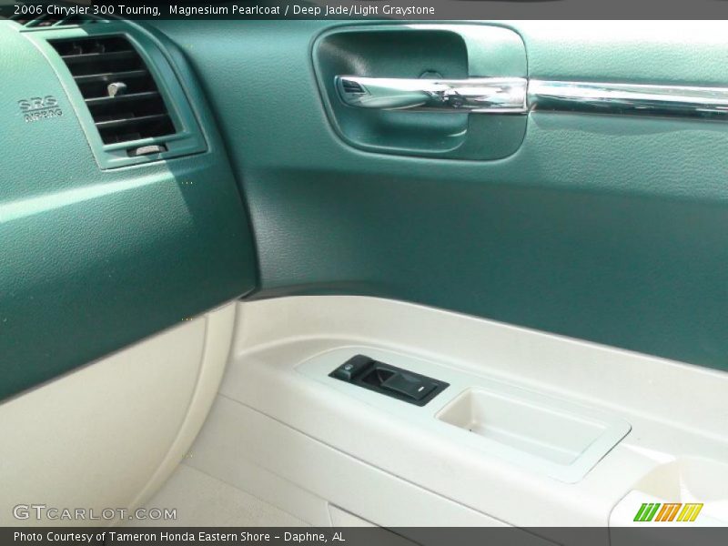 Magnesium Pearlcoat / Deep Jade/Light Graystone 2006 Chrysler 300 Touring
