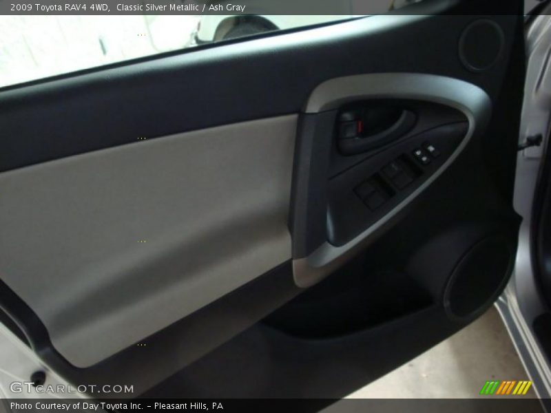 Classic Silver Metallic / Ash Gray 2009 Toyota RAV4 4WD