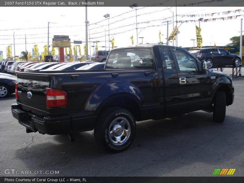 Black / Medium Flint 2007 Ford F150 STX Regular Cab