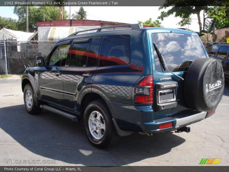 Sequoia Green Pearlescent / Tan 2002 Mitsubishi Montero XLS 4x4