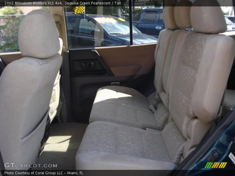 Sequoia Green Pearlescent / Tan 2002 Mitsubishi Montero XLS 4x4