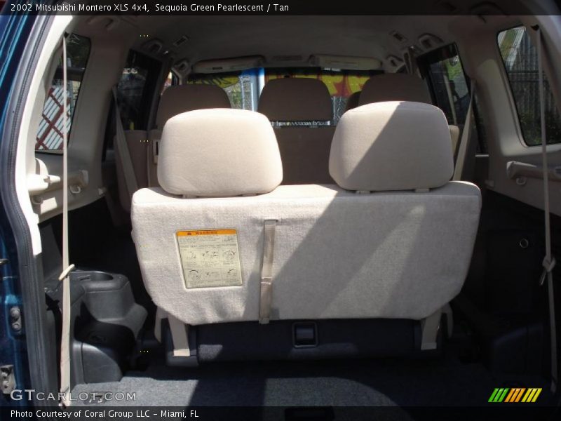 Sequoia Green Pearlescent / Tan 2002 Mitsubishi Montero XLS 4x4