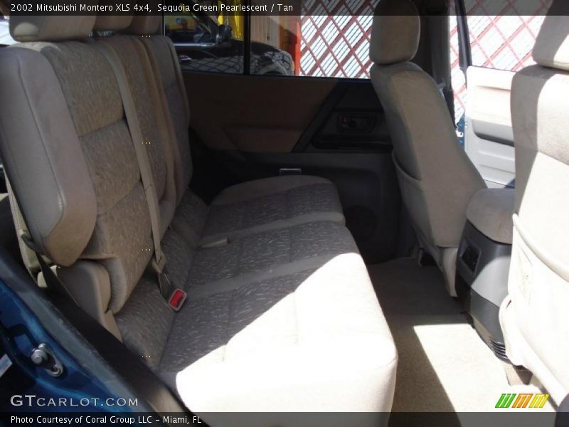 Sequoia Green Pearlescent / Tan 2002 Mitsubishi Montero XLS 4x4