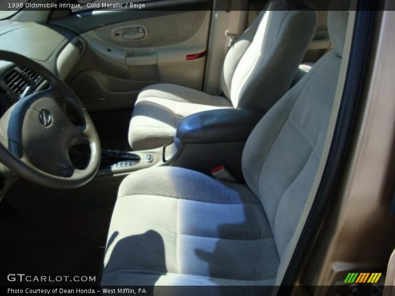 Gold Metallic / Beige 1998 Oldsmobile Intrigue