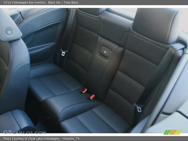 Black Uni / Titan Black 2010 Volkswagen Eos Komfort