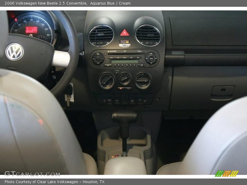 Aquarius Blue / Cream 2006 Volkswagen New Beetle 2.5 Convertible