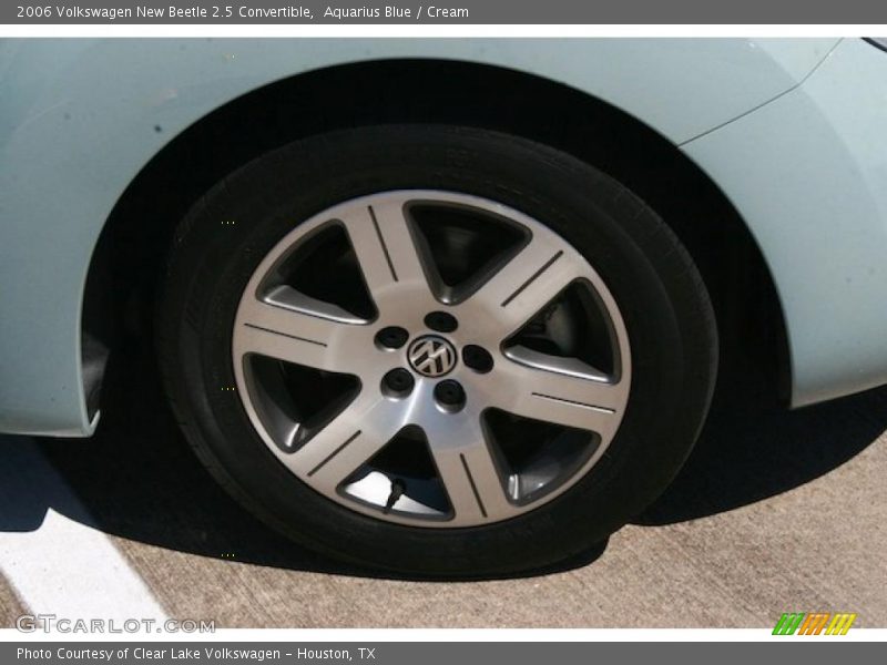 Aquarius Blue / Cream 2006 Volkswagen New Beetle 2.5 Convertible