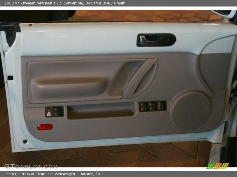 Aquarius Blue / Cream 2006 Volkswagen New Beetle 2.5 Convertible