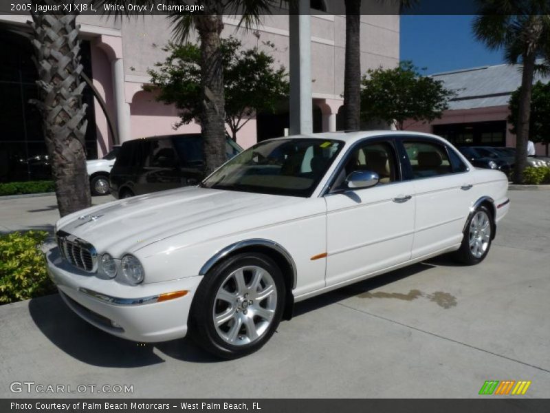 White Onyx / Champagne 2005 Jaguar XJ XJ8 L