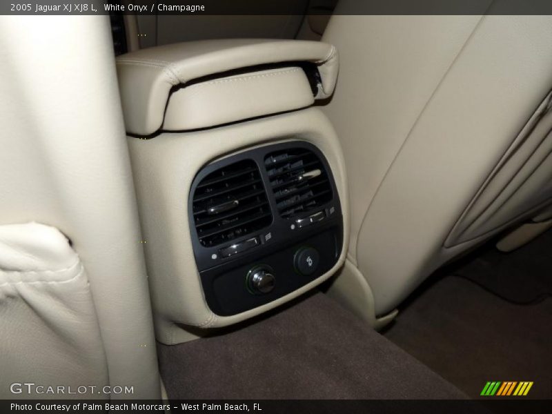 White Onyx / Champagne 2005 Jaguar XJ XJ8 L