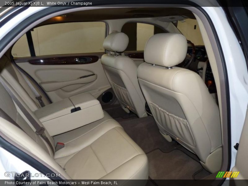 White Onyx / Champagne 2005 Jaguar XJ XJ8 L
