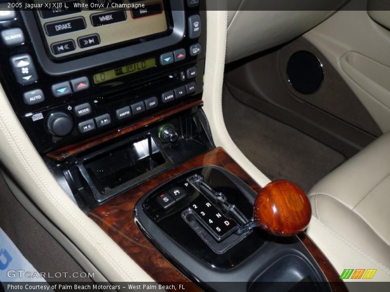 White Onyx / Champagne 2005 Jaguar XJ XJ8 L