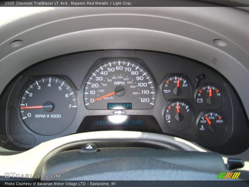 Majestic Red Metallic / Light Gray 2005 Chevrolet TrailBlazer LT 4x4
