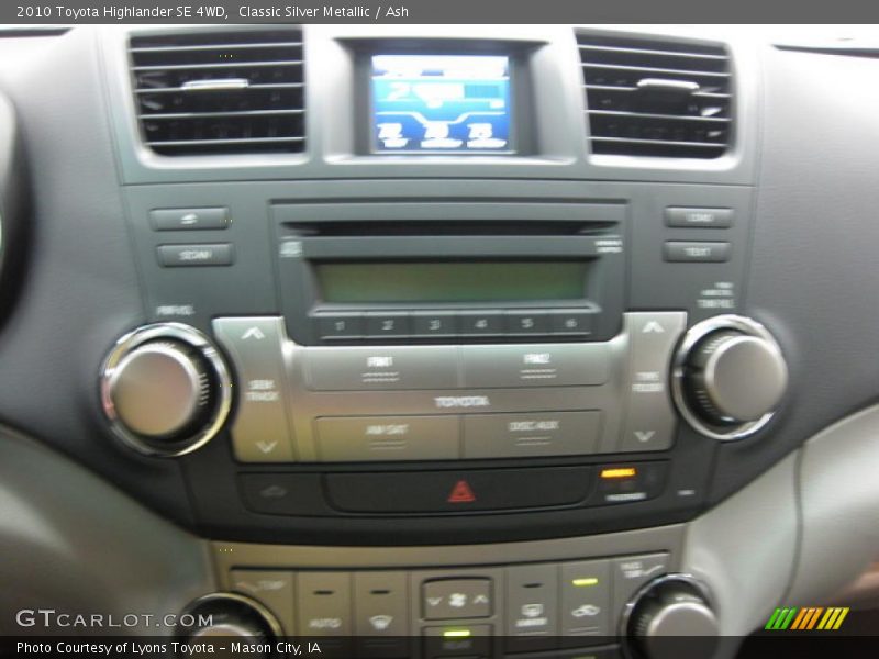 Classic Silver Metallic / Ash 2010 Toyota Highlander SE 4WD