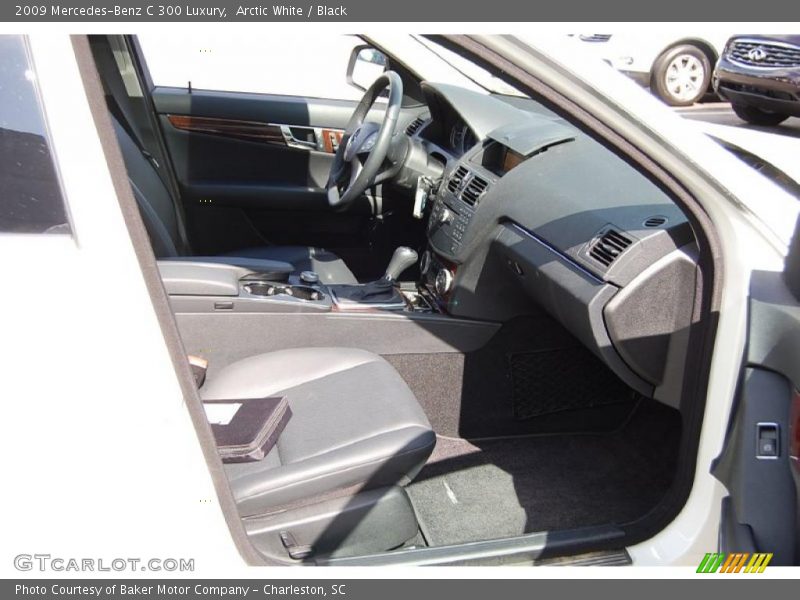 Arctic White / Black 2009 Mercedes-Benz C 300 Luxury