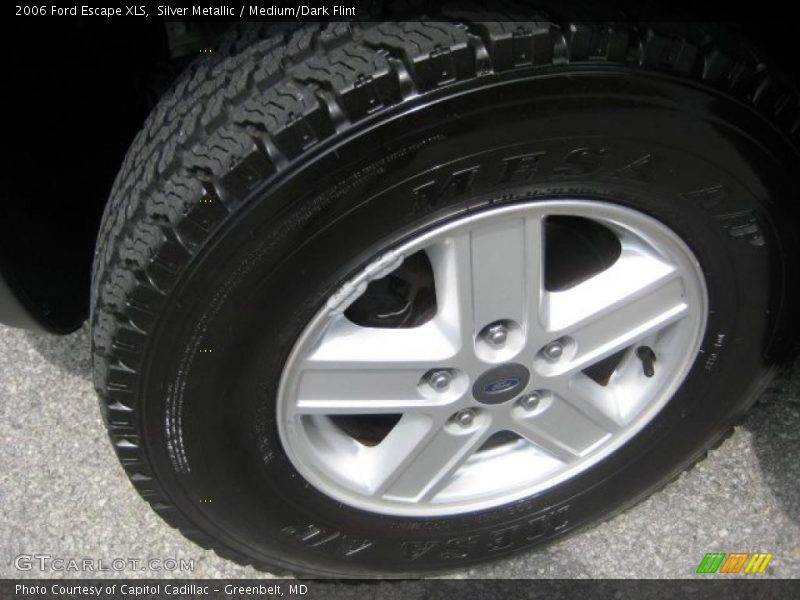 Silver Metallic / Medium/Dark Flint 2006 Ford Escape XLS