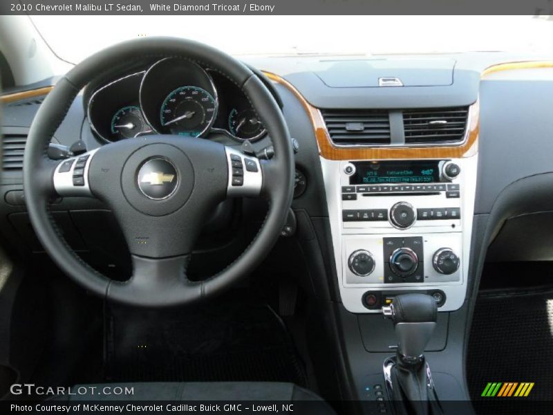 White Diamond Tricoat / Ebony 2010 Chevrolet Malibu LT Sedan