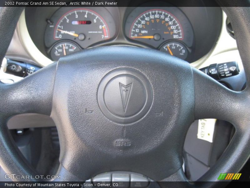Arctic White / Dark Pewter 2002 Pontiac Grand Am SE Sedan