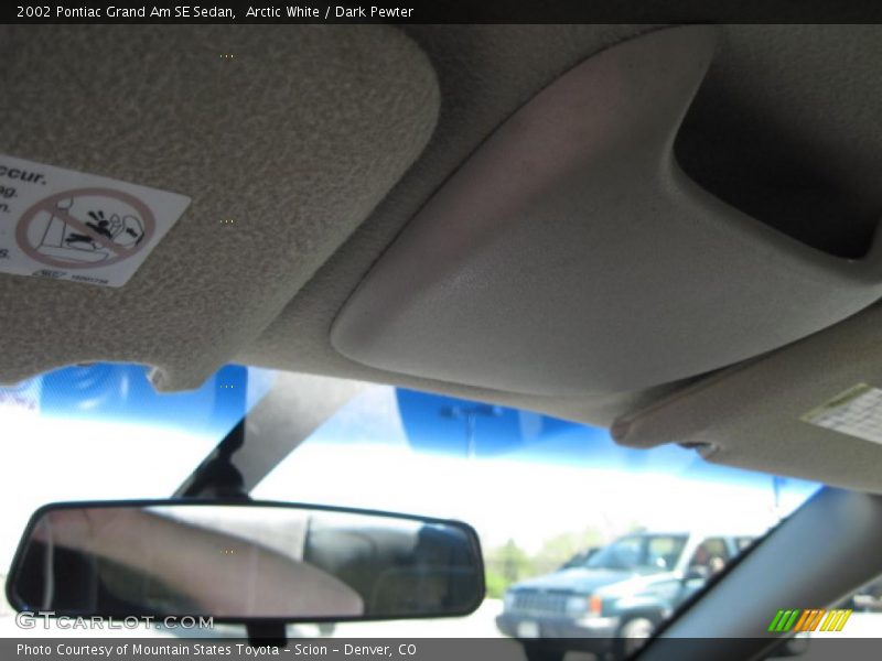Arctic White / Dark Pewter 2002 Pontiac Grand Am SE Sedan
