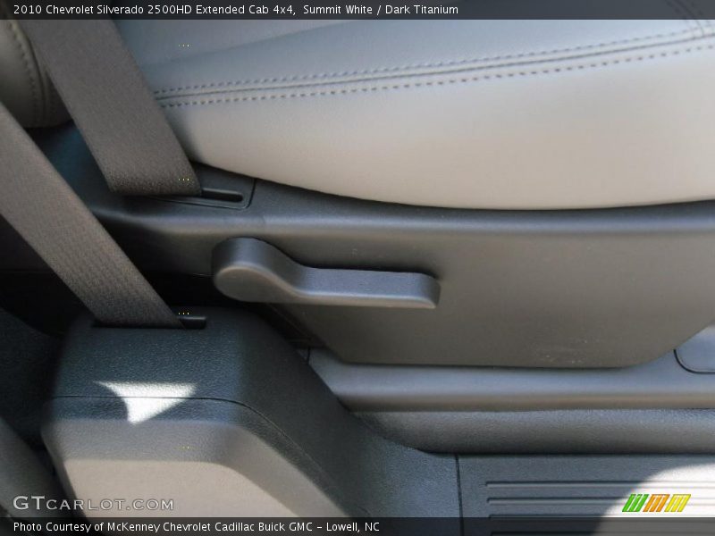 Summit White / Dark Titanium 2010 Chevrolet Silverado 2500HD Extended Cab 4x4