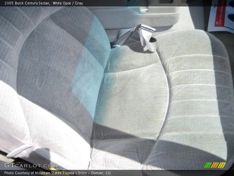 White Opal / Gray 2005 Buick Century Sedan