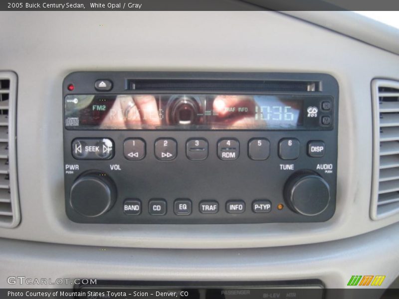 White Opal / Gray 2005 Buick Century Sedan
