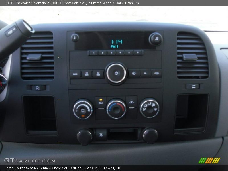 Summit White / Dark Titanium 2010 Chevrolet Silverado 2500HD Crew Cab 4x4