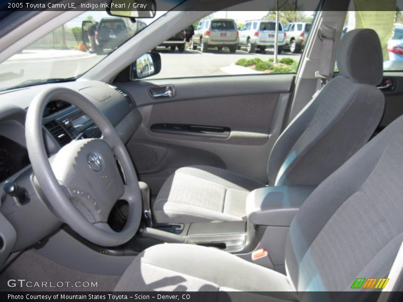Indigo Ink Pearl / Gray 2005 Toyota Camry LE