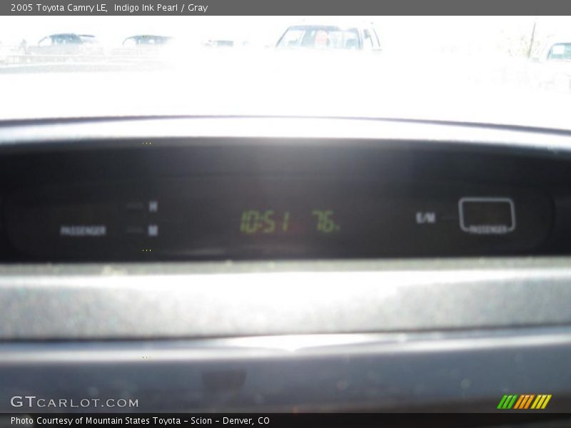 Indigo Ink Pearl / Gray 2005 Toyota Camry LE
