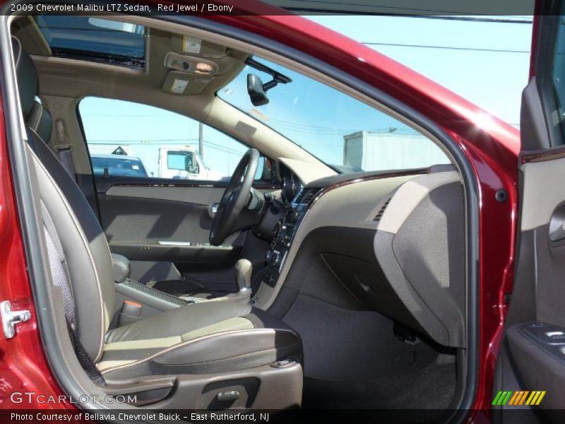 Red Jewel / Ebony 2009 Chevrolet Malibu LTZ Sedan